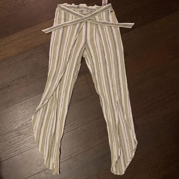 Roxy Women’s Casual Boho Beach Pants - Picture 2 of 4